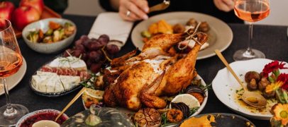 عيد الشكر الأميركي يشبه الاحتفالات في جميع أنحاء العالم