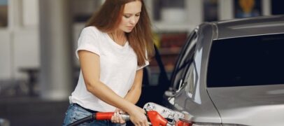 كونغرس ميشيغن يصوت على قانون يلغي بموجبه ضرائب البنزين