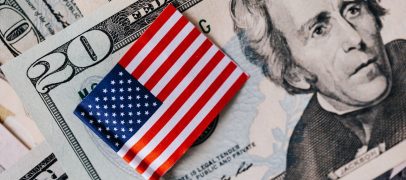 أميركا تعاني من التضخم بسبب ارتفاع أسعار السيارات والبنزين والمواد الغذائية