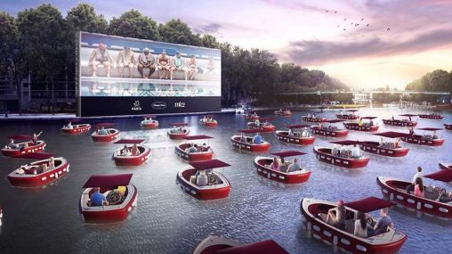 Floating cinema with socially distanced boats coming to Orlando