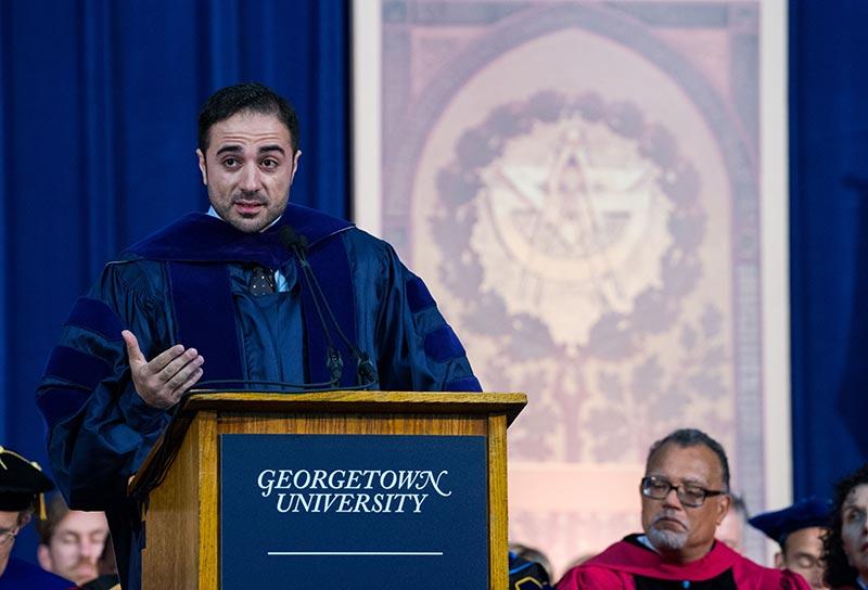 بايدن يعين فلسطينيا مديرا في مجلس الأمن القومي بالبيت الأبيض